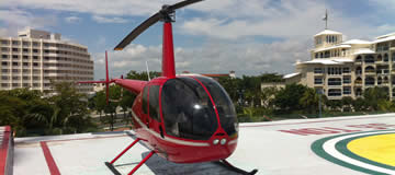 Helicóptero Robinson R 44 para 3 pasajeros